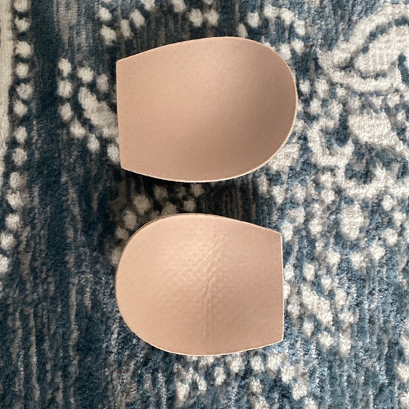 Lululemon Bra Inserts
LKSD Bra Inserts - Picture 5 of 5